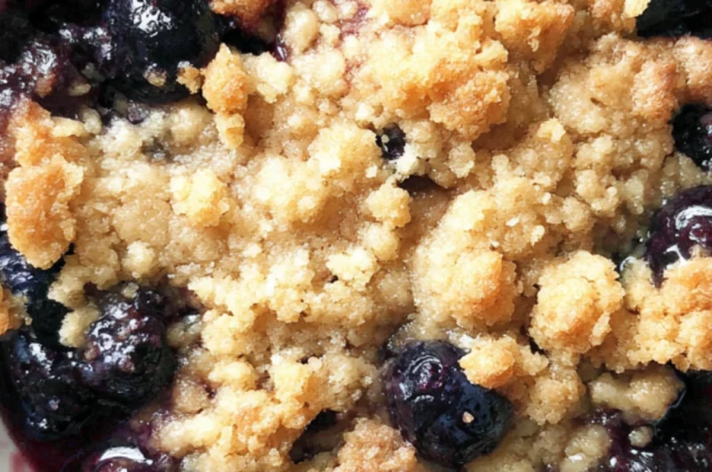 3-Ingredient Blueberry Cobbler