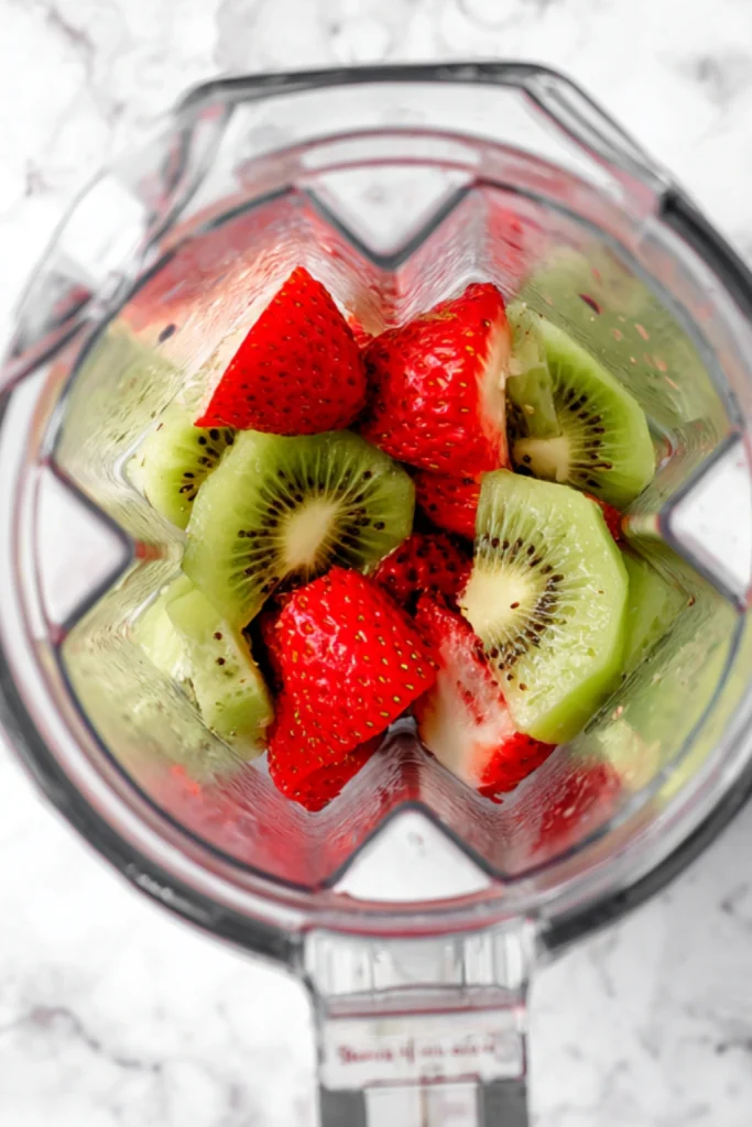 4-ingredient Strawberry Kiwi Smoothie - Creamy Smoothies
