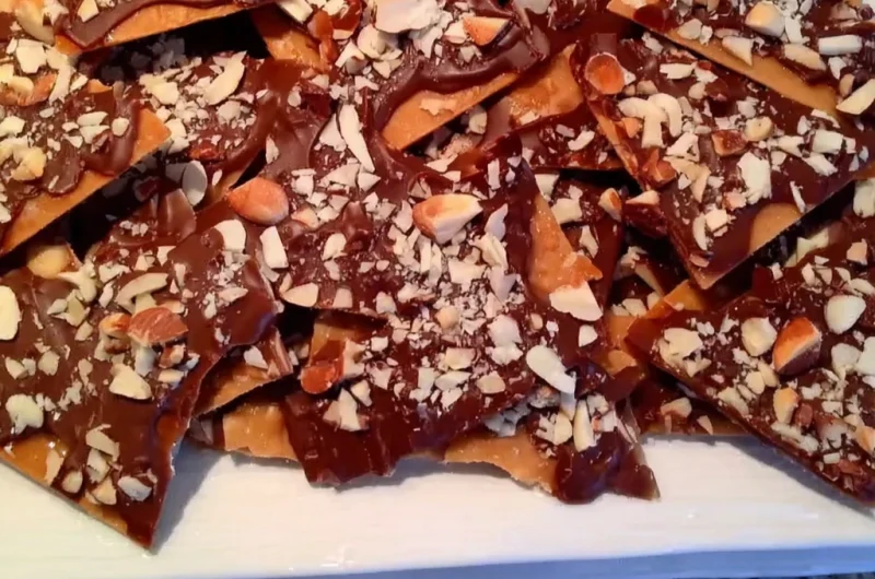 Best Chocolate Pretzel Toffee