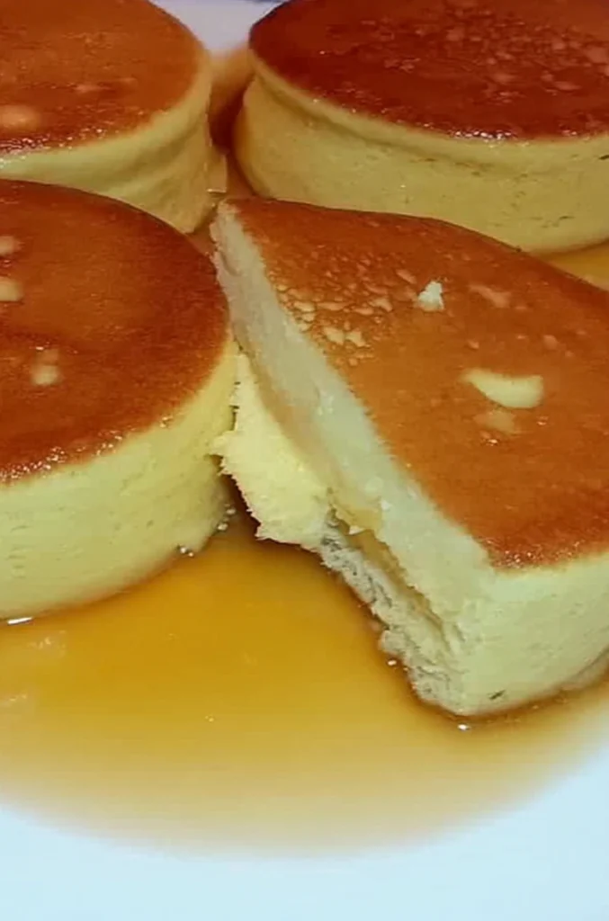 Fluffy Japanese Soufflé Pancakes