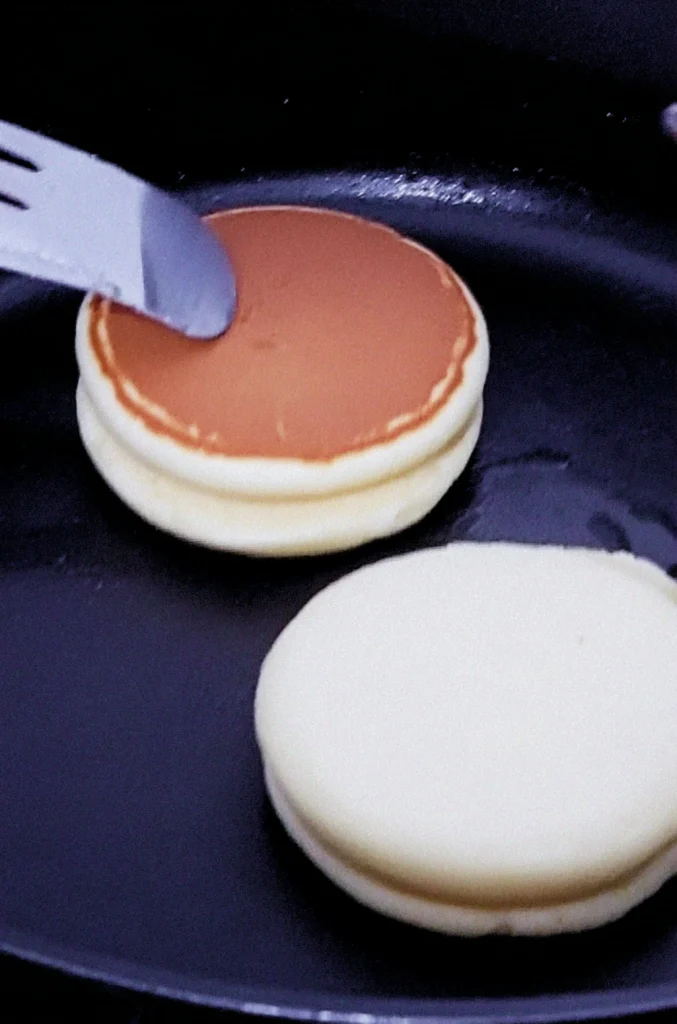 Fluffy Japanese Soufflé Pancakes