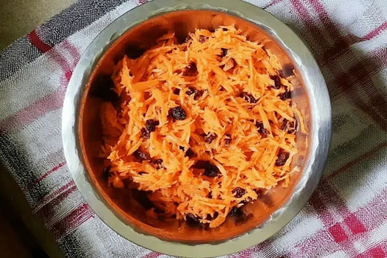 Easy Raw Carrot Salad