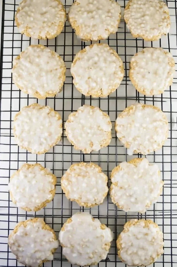 Crumbl Oatmeal Cookies
