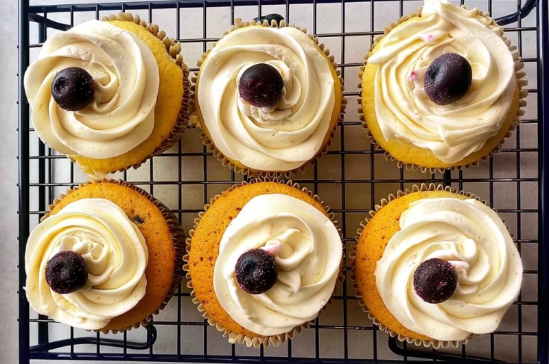 Lemon Blueberry Cupcakes