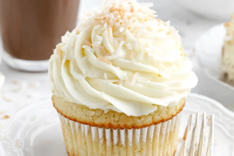 Coconut Cream Pie Cupcakes