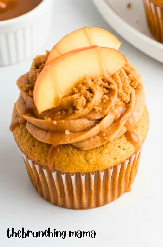Peach Cobbler Cupcakes